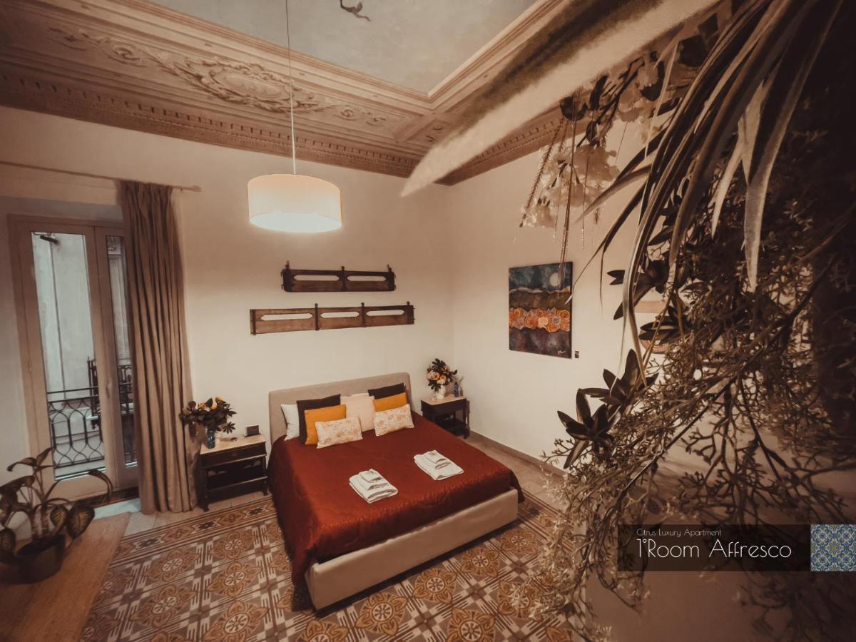 Citrus Luxury Apartment - Holiday Apartment With Up To 3 Bedrooms In Palermo Center Bagian luar foto