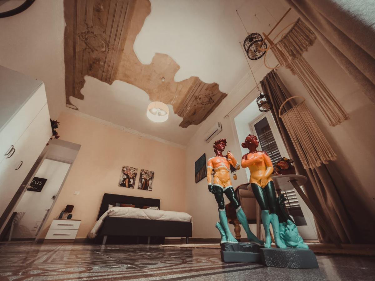 Citrus Luxury Apartment - Holiday Apartment With Up To 3 Bedrooms In Palermo Center Bagian luar foto