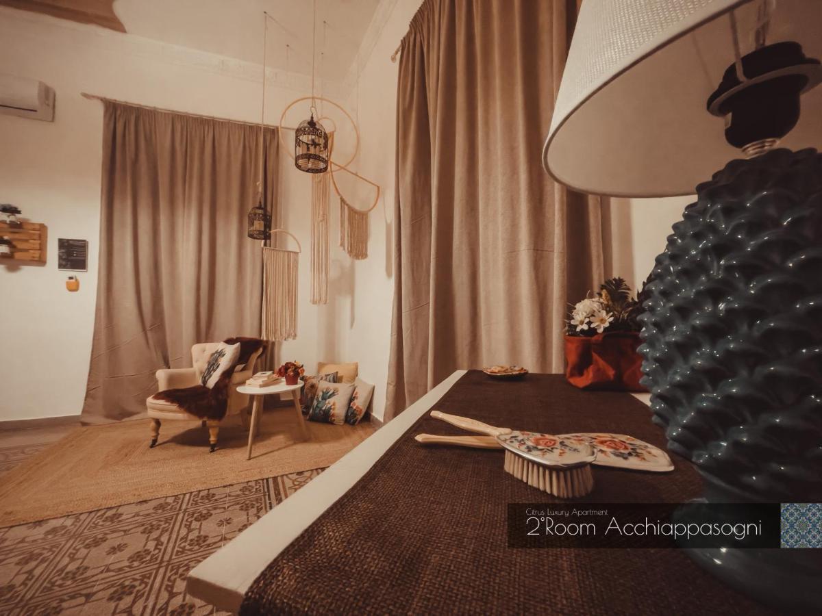 Citrus Luxury Apartment - Holiday Apartment With Up To 3 Bedrooms In Palermo Center Bagian luar foto