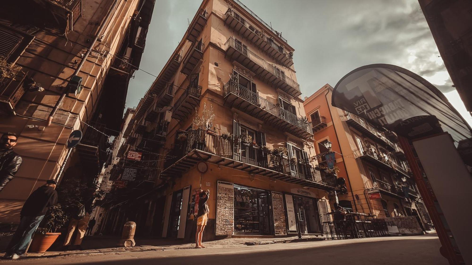 Citrus Luxury Apartment - Holiday Apartment With Up To 3 Bedrooms In Palermo Center Bagian luar foto